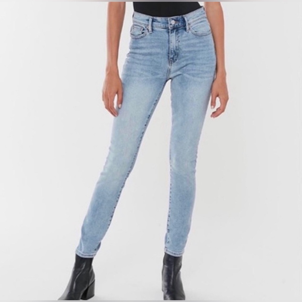 BDG by Urban Outfitters Twig High-Rise Skinny Jeans